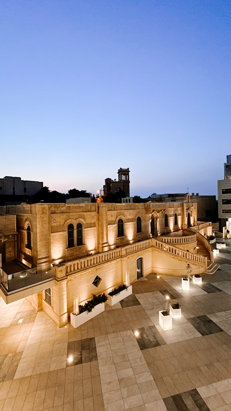 A nyitókép a hotel vizuális névjegye